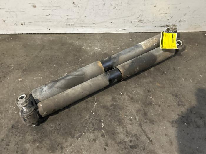 Shock absorber kit Mercedes Sprinter