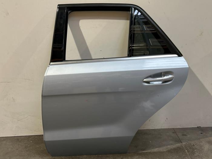 Portier 4Deurs links-achter Mercedes GLE