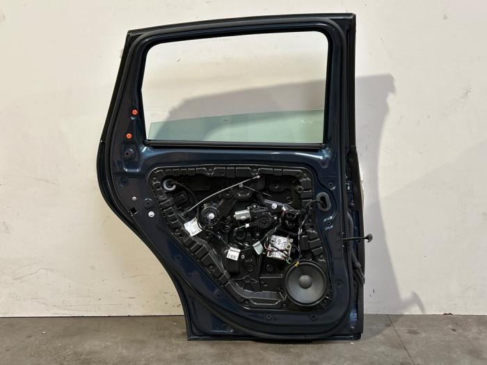 Puerta de 4 puertas izquierda detrás Mercedes B-Klasse