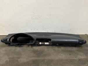 Gebruikte Dashboard Mercedes C (W203) 2.2 C-220 CDI 16V Prijs € 302,50 Inclusief btw aangeboden door Autoparts Van De Velde