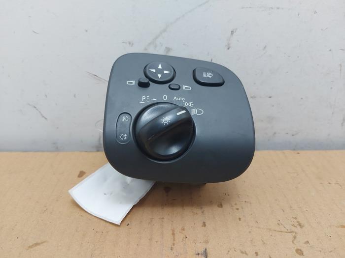 Przelacznik swiatel Mercedes C-Klasse