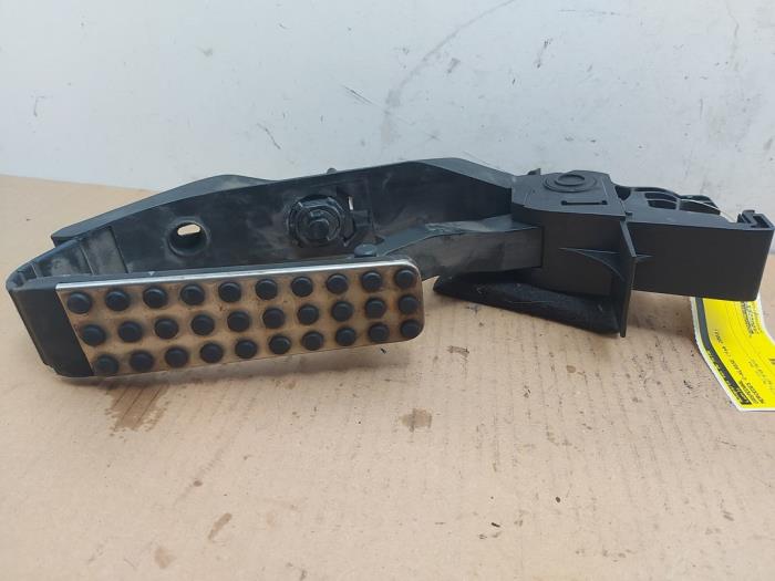 Pedal gazu Mercedes C-Klasse