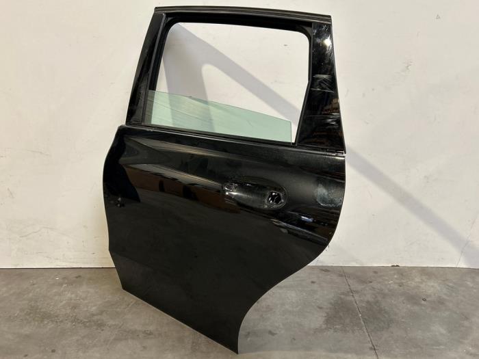 Puerta de 4 puertas izquierda detrás Mercedes B-Klasse
