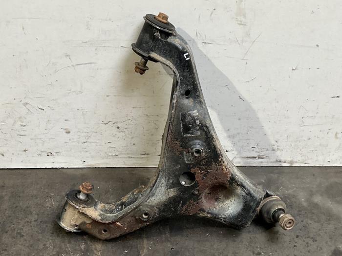 Wahacz zawieszenia lewy przód Mercedes Sprinter