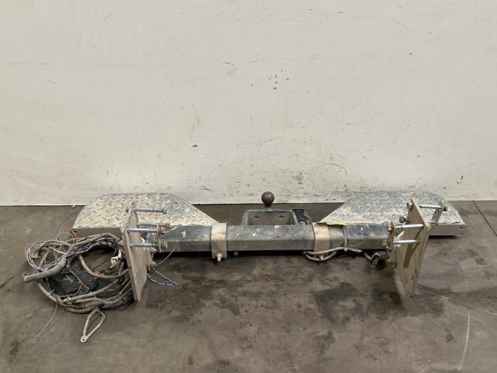 Hak holowniczy Mercedes Sprinter