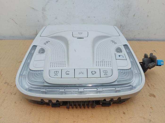 Eclairage intérieur avant Mercedes Vito