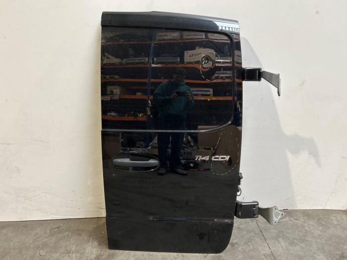 Portière arrière camionnette Mercedes Vito