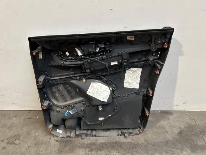 Tapizado de puerta de 2 puertas izquierda Mercedes Vito