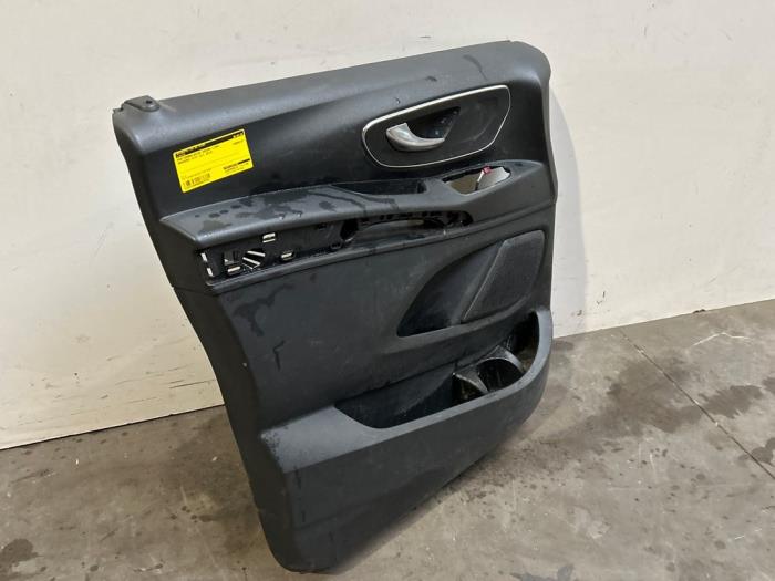 Tapizado de puerta de 2 puertas izquierda Mercedes Vito