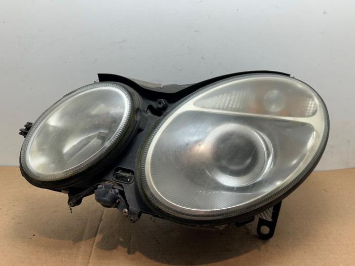 Phare gauche Mercedes E-Klasse