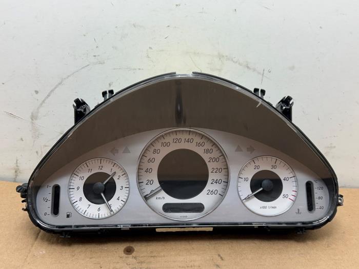 Licznik kilometrów KM Mercedes E-Klasse