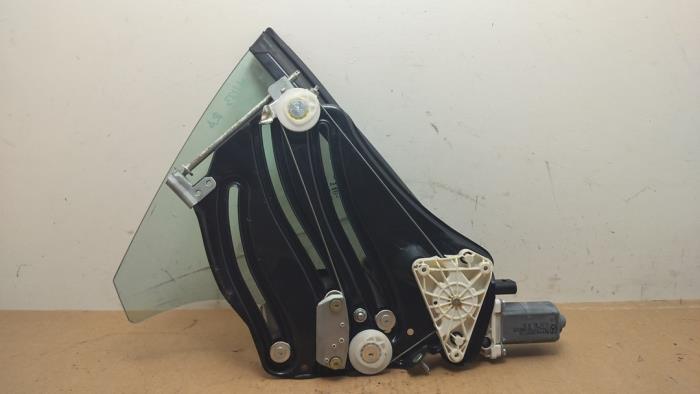 Vitre supplémentaire 2portes arrière droite Mercedes SLK