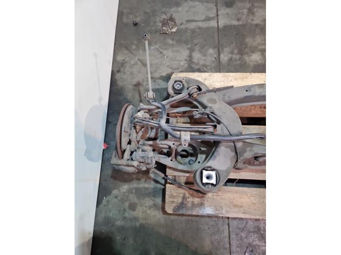 Os tylna napedu na tylne kola Mercedes SLK