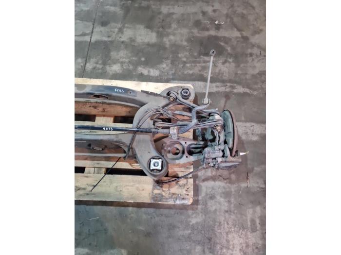 Os tylna napedu na tylne kola Mercedes SLK