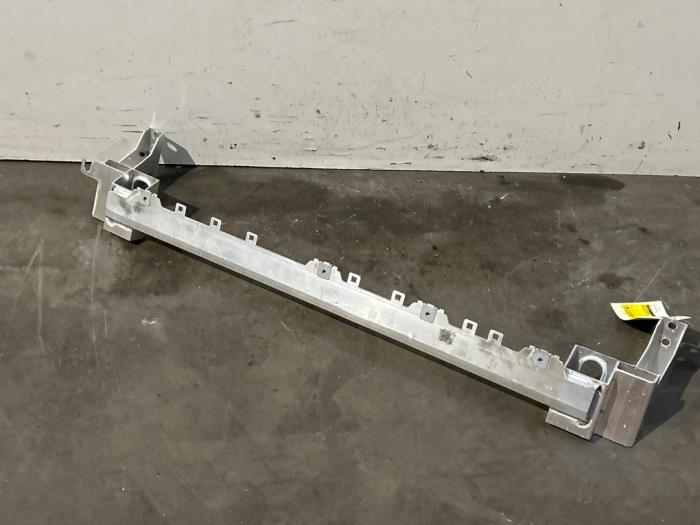 Radiatorbalken Mercedes GLB-Klasse