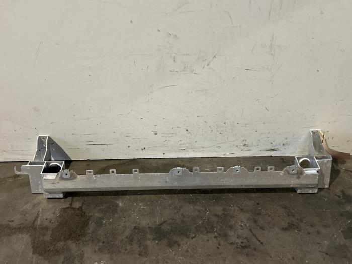 Barre radiateur Mercedes GLB-Klasse