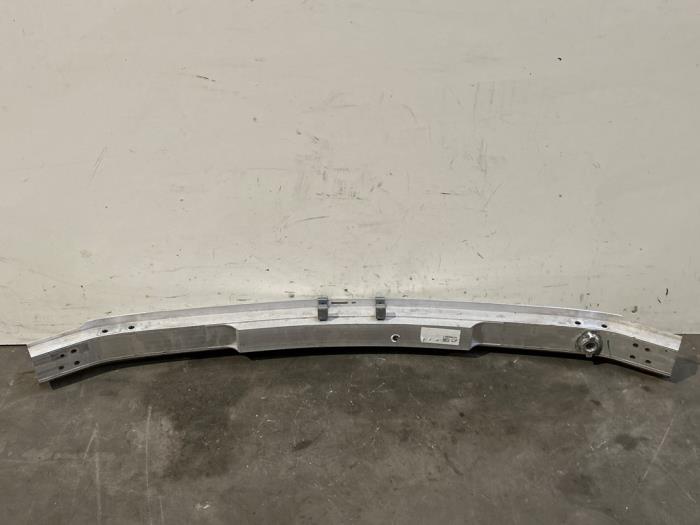 Barre châssis avant Mercedes B-Klasse