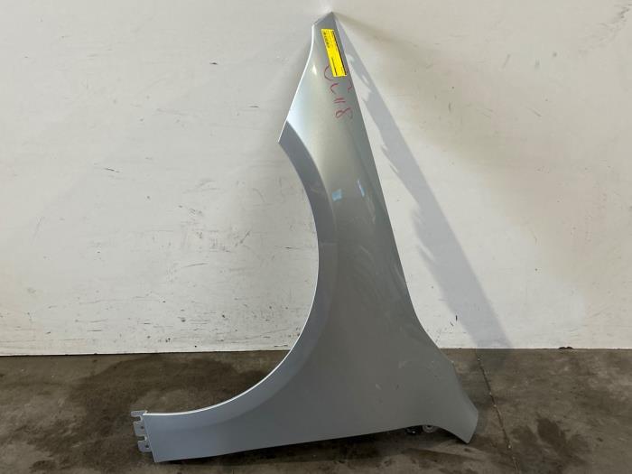 Ekran lewy przód Mercedes CLA