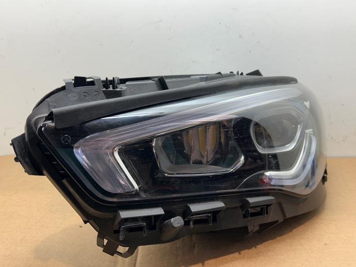 Headlight, left Mercedes CLA