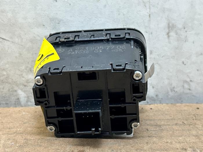 Handbremse Schalter Mercedes C-Klasse