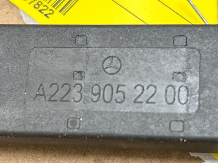 Antenne Mercedes C-Klasse