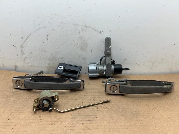 Zestaw zamków Mercedes S-Klasse