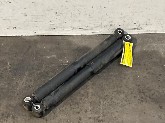 Zestaw amortyzatorów Mercedes Sprinter