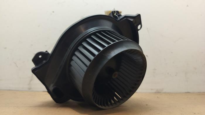 Kachel Ventilatiemotor Mercedes Sprinter