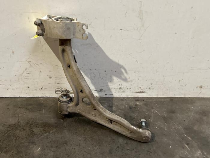 Bras de suspension avant droit Mercedes CLA