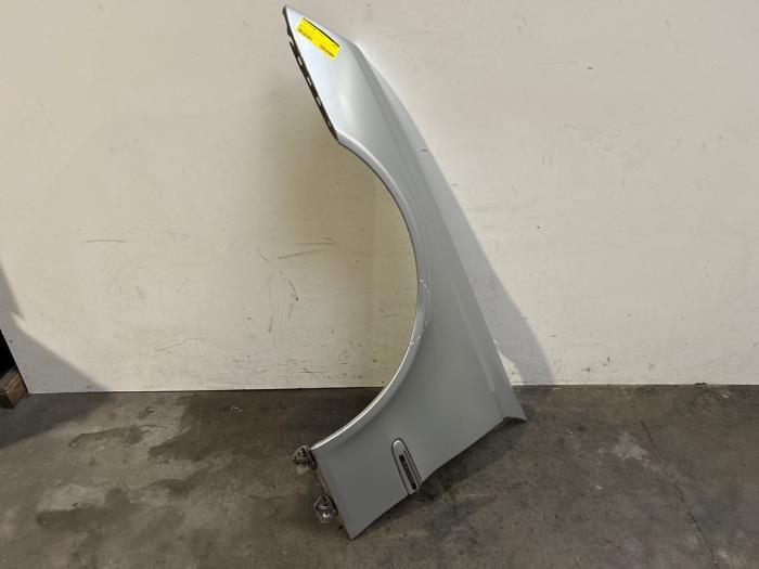 Ekran lewy przód Mercedes E-Klasse