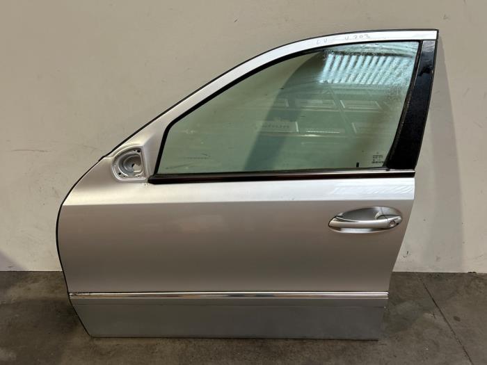 Door 4-door, front left Mercedes E-Klasse