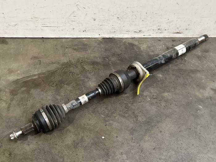 Antriebswelle rechts vorne Mercedes CLA