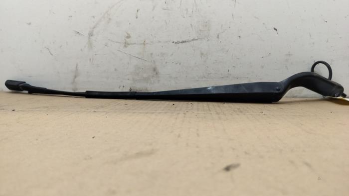 Ramie wycieraczki przedniej Mercedes Sprinter