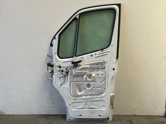 Drzwi prawe wersja 2-drzwiowa Mercedes Sprinter