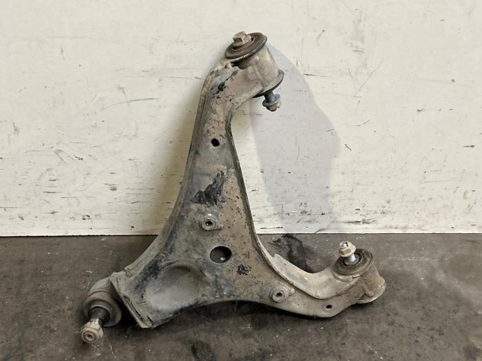 Bras de suspension avant droit Mercedes Sprinter