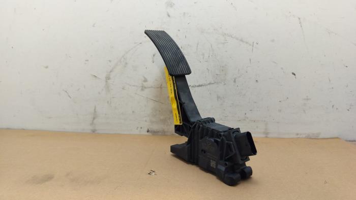 Pédale d'accélérateur Mercedes CLA