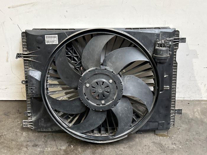 Wentylator chlodzenia silnika Mercedes C-Klasse