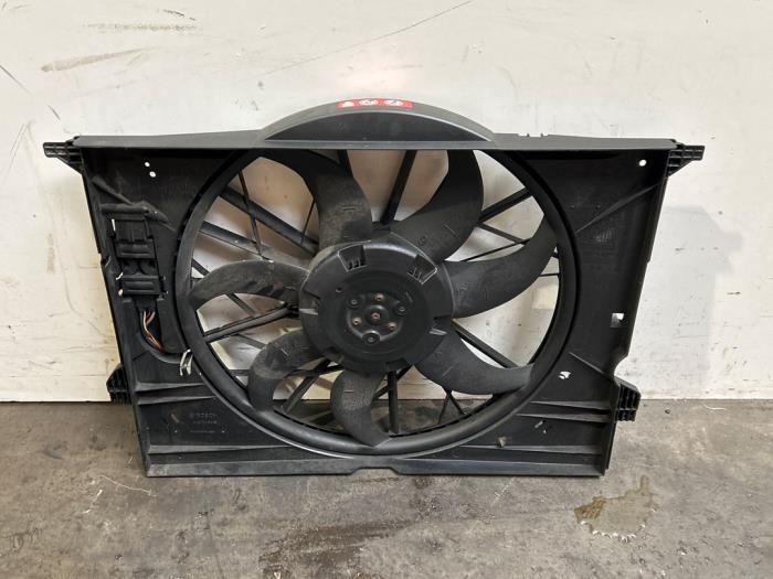 Ventilador de enfriamiento del motor Mercedes C-Klasse
