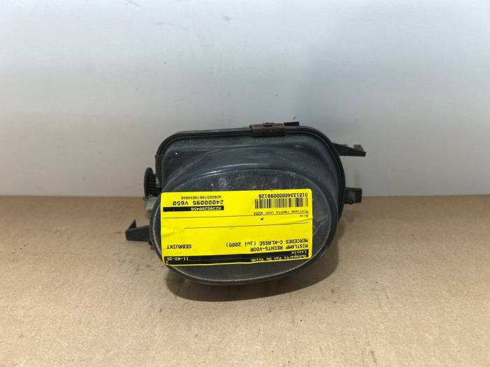 Luz antiniebla derecha delante Mercedes C-Klasse