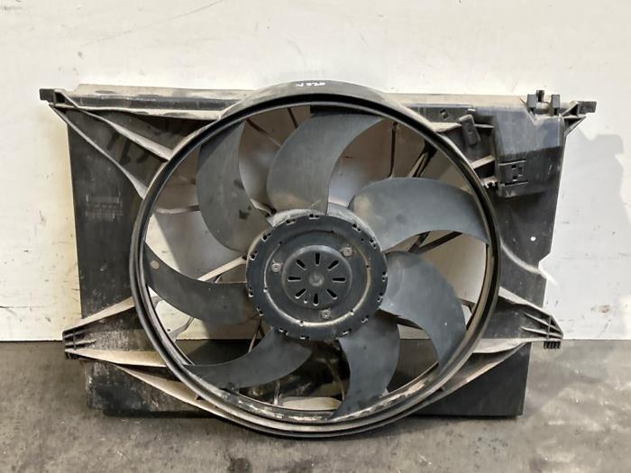 Wentylator chlodzenia silnika Mercedes CL