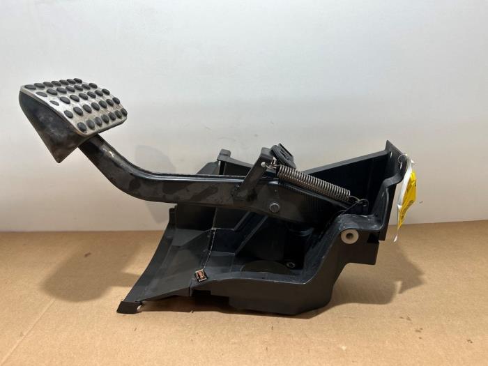 Pedal hamulca Mercedes C-Klasse