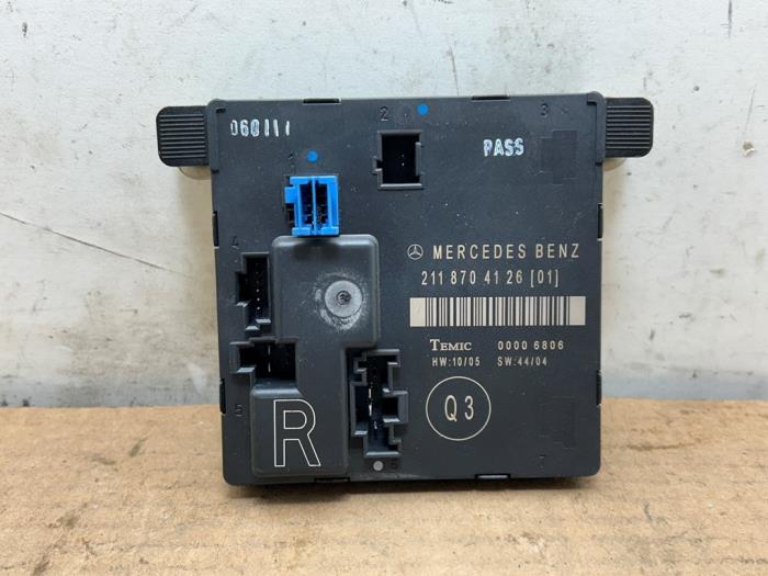 Modul centralnego zamka Mercedes E-Klasse