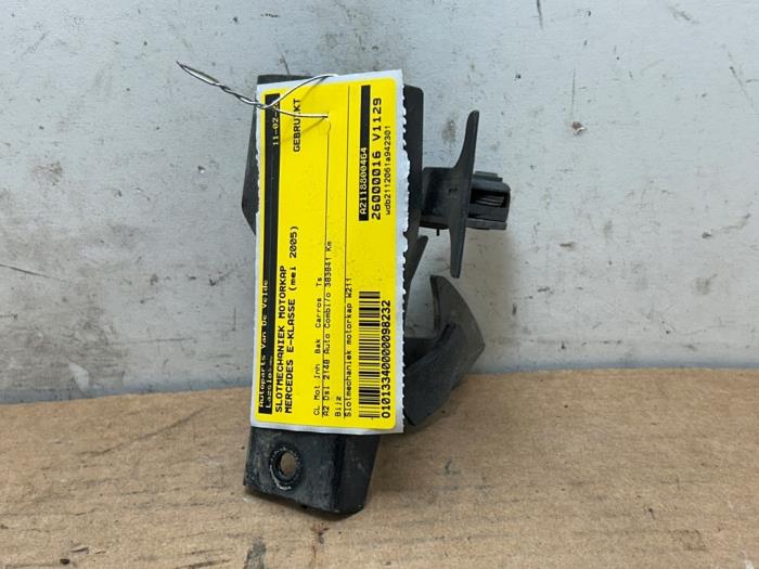 Bonnet lock mechanism Mercedes E-Klasse