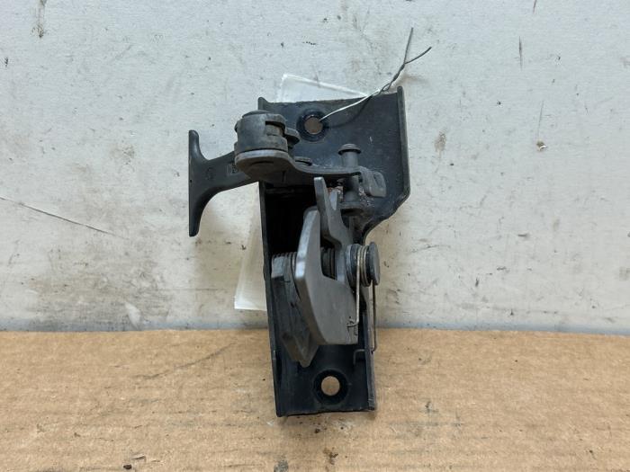 Mecanismo de cerradura de capó Mercedes E-Klasse