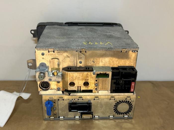 Radio amplifier Mercedes S-Klasse