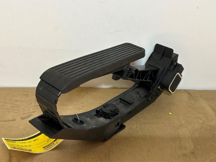 Pedal gazu Mercedes S-Klasse