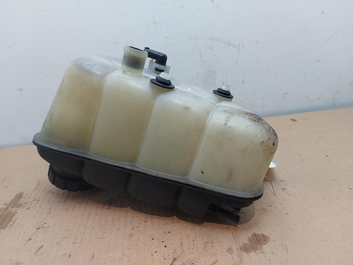 Zbiornik rozprezny Mercedes S-Klasse