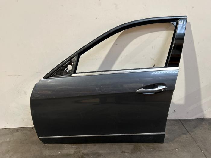 Tür 4-türig links vorne Mercedes E-Klasse
