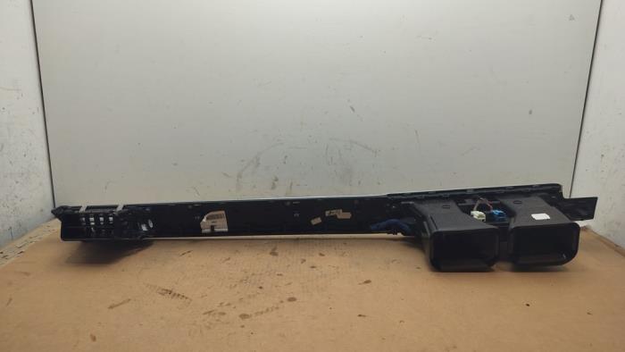 Bande décorative de tableau de bord Mercedes E-Klasse