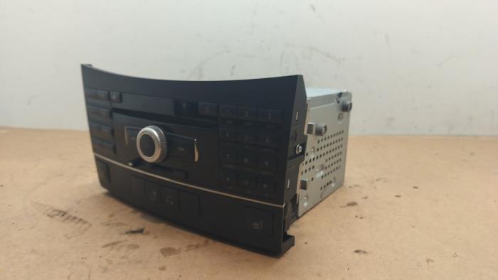 Radio Mercedes E-Klasse
